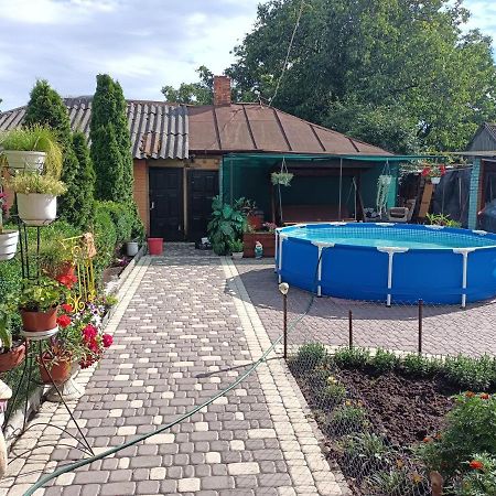 Яновского 1К Средняя Kropyvnytskyi Exterior foto